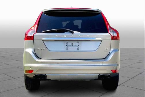 2016 Volvo XC60 T5 Premier