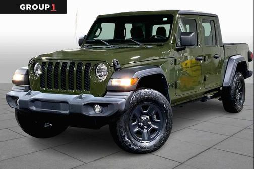 2022 Jeep Gladiator Sport