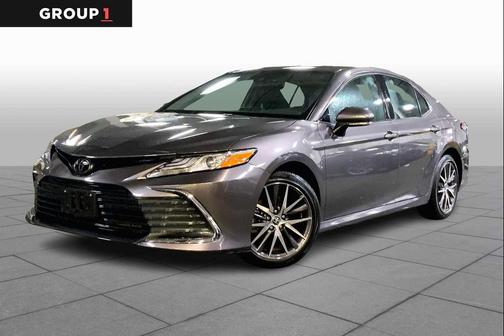 2022 Toyota Camry XLE
