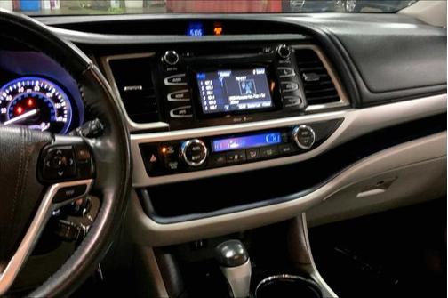 2015 Toyota Highlander LE Plus