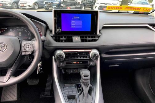 2025 Toyota RAV4 LE