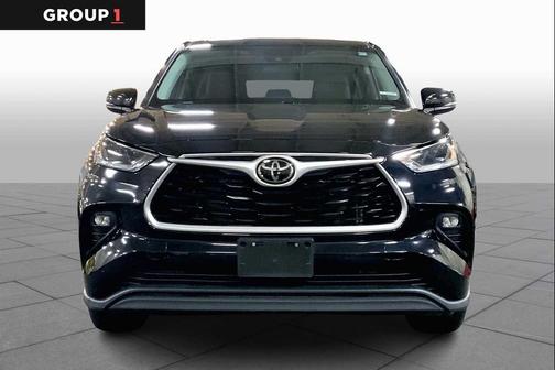 2021 Toyota Highlander LE