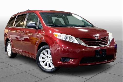 2016 Toyota Sienna LE