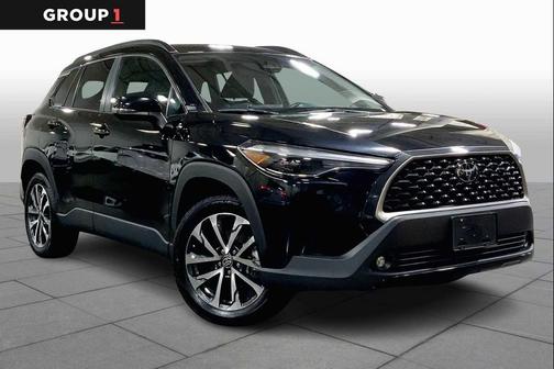 2024 Toyota Corolla Cross XLE