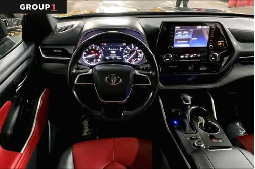 2022 Toyota Highlander XSE