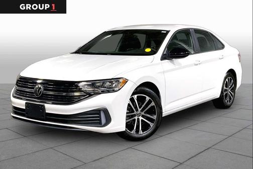 Pure White 2023 Volkswagen Jetta 1.5T Sport