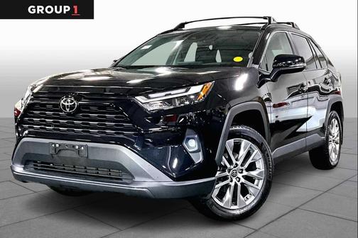 2022 Toyota RAV4 XLE Premium