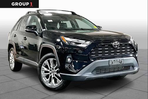 2022 Toyota RAV4 XLE Premium