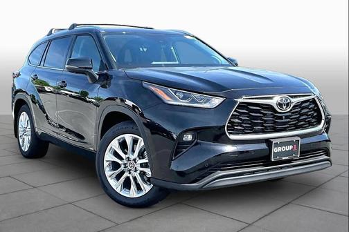 Black 2026 Toyota Highlander Hybrid Limited