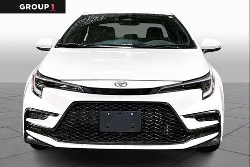 Ice Cap 2024 Toyota Corolla SE