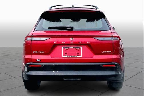 2025 Toyota Crown Signia Limited