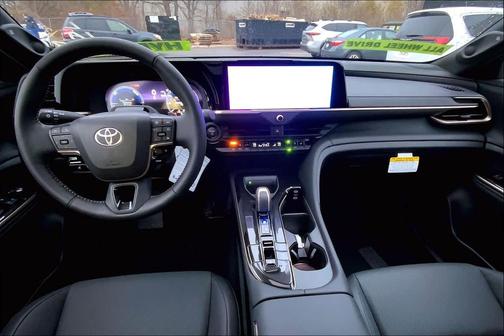 2025 Toyota Crown Signia Limited