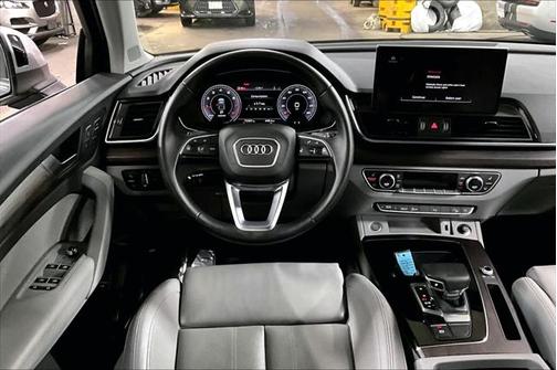 2021 Audi Q5 45 Premium Plus