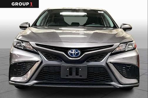 2024 Toyota Camry Hybrid SE