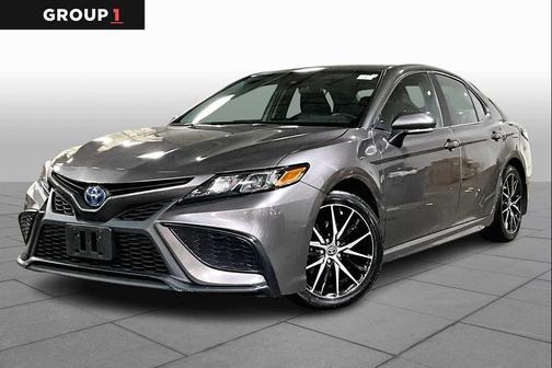 2024 Toyota Camry Hybrid SE