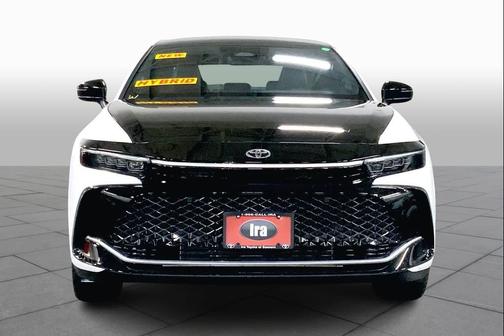 2025 Toyota Crown Platinum