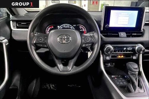 Ice Cap 2023 Toyota RAV4 LE
