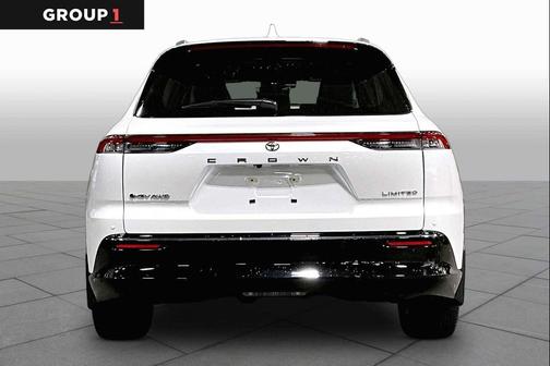 Oxygen White 2025 Toyota Crown Signia Limited