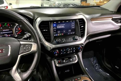 2022 GMC Acadia AWD SLE
