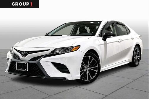 2019 Toyota Camry SE