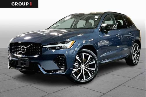 2024 Volvo XC60 B5 Plus Dark Theme