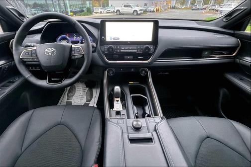 2025 Toyota Grand Highlander Hybrid Limited MAX