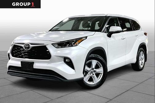 2022 Toyota Highlander LE