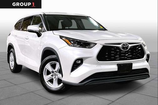 2022 Toyota Highlander LE