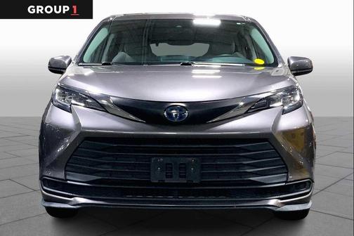 2021 Toyota Sienna LE
