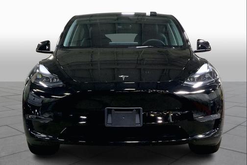 2025 Tesla Model Y Long Range Dual Motor All-Wheel Drive