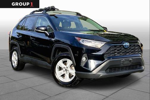2021 Toyota RAV4 Hybrid XLE