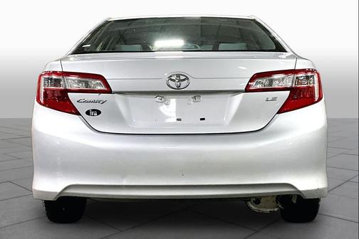 Classic Silver Metallic 2013 Toyota Camry LE
