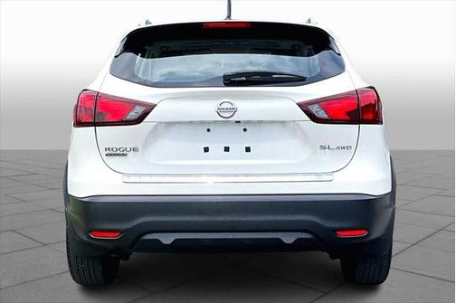 2018 Nissan Rogue Sport SL