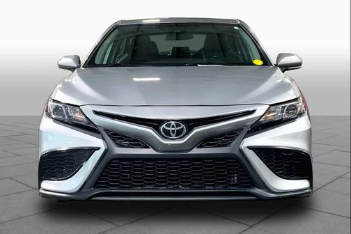 Celestial Silver Metallic 2024 Toyota Camry SE