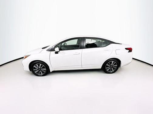 2024 Nissan Versa 1.6 SV