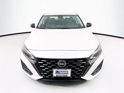 2023 Nissan Altima SR Intelligent AWD