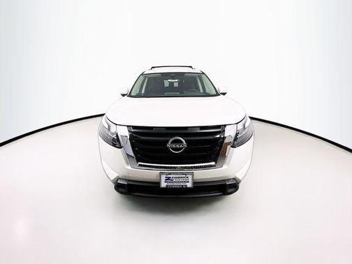 2023 Nissan Pathfinder SV 4WD