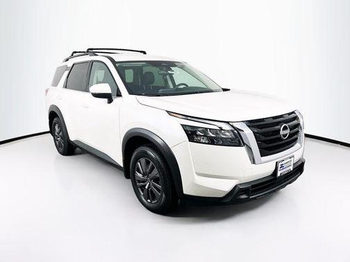 2023 Nissan Pathfinder SV 4WD