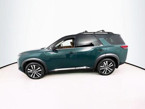 2024 Nissan Pathfinder Platinum 4WD