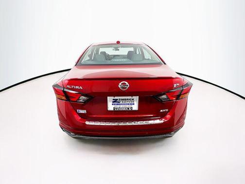 2021 Nissan Altima SR Intelligent AWD