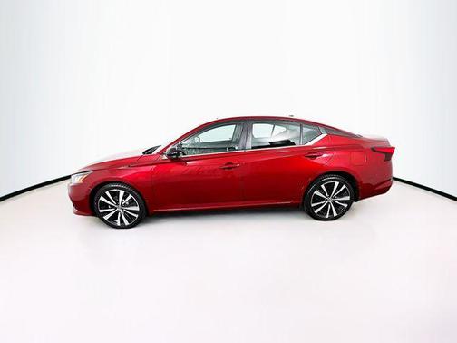2021 Nissan Altima SR Intelligent AWD