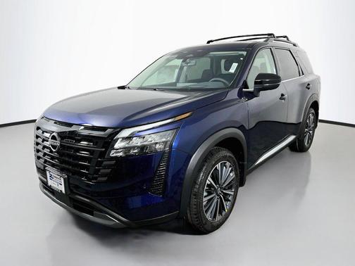 Deep Ocean Blue Pearl 2026 Nissan Pathfinder Platinum