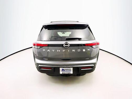 2025 Nissan Pathfinder SV 4WD