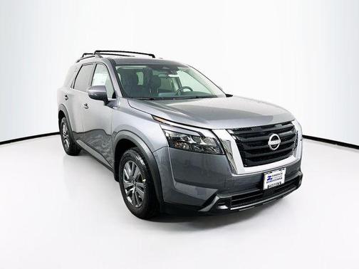 2025 Nissan Pathfinder SV 4WD