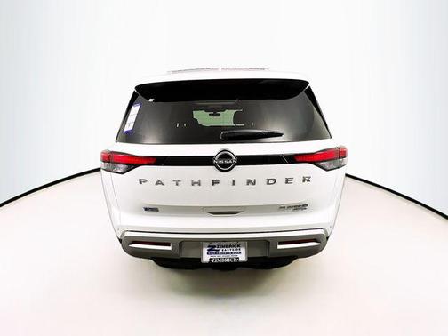 2025 Nissan Pathfinder Platinum 4WD