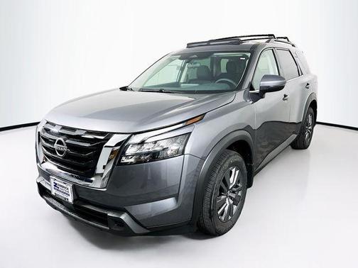 2025 Nissan Pathfinder SV 4WD