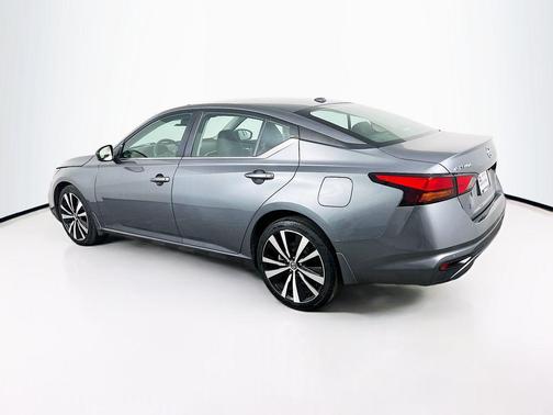 Gun Metallic 2020 Nissan Altima SR Intelligent AWD