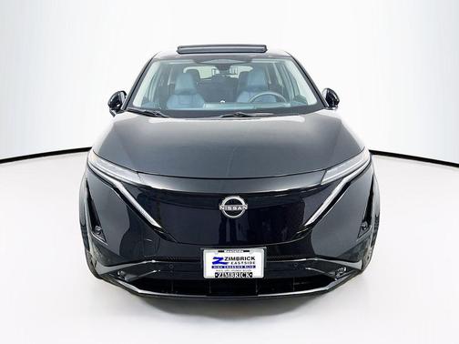 2025 Nissan ARIYA PLATINUM+
