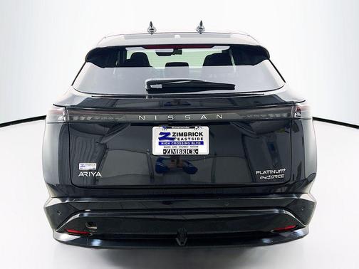 2025 Nissan ARIYA PLATINUM+