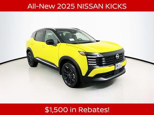 2025 Nissan Kicks SR